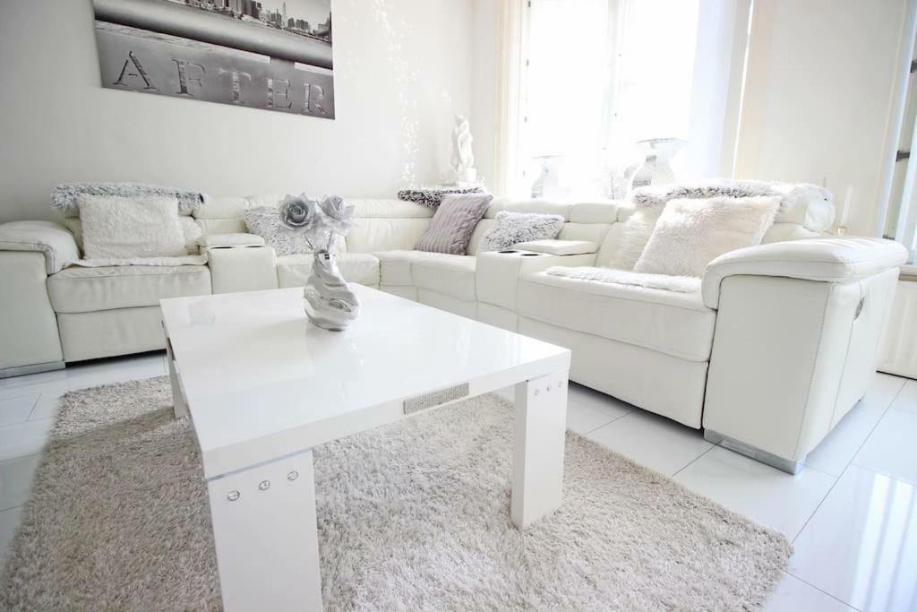 White Luxury Penthouse In City Centre Amsterdam Zewnętrze zdjęcie